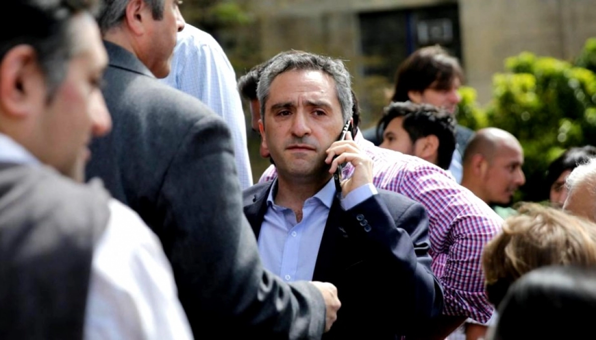 Interna peronista: Larroque volvió al ataque y destacó que “no se puede conducir por WhatsApp”