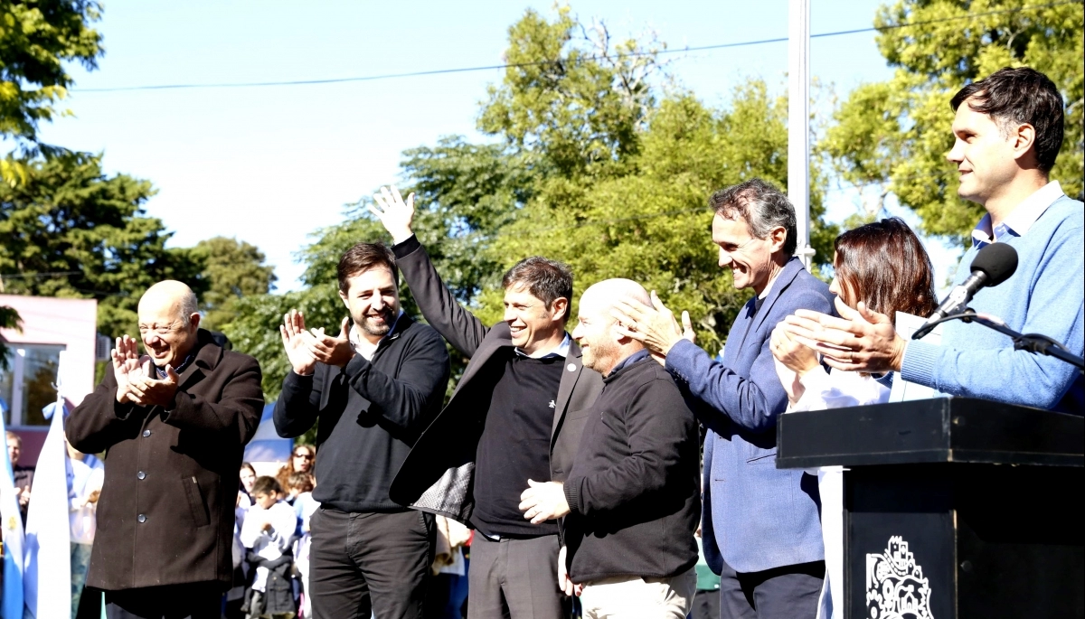 Sin pelos en la lengua: Kicillof afirmó que Milei “no sabe un carajo” y destacó la visión de un Estado presente