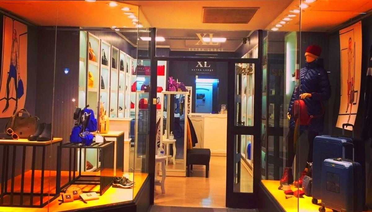 Perdió el pelo pero no las mañas: armado y sin llamar la atención, robó la recaudación de un local de accesorios