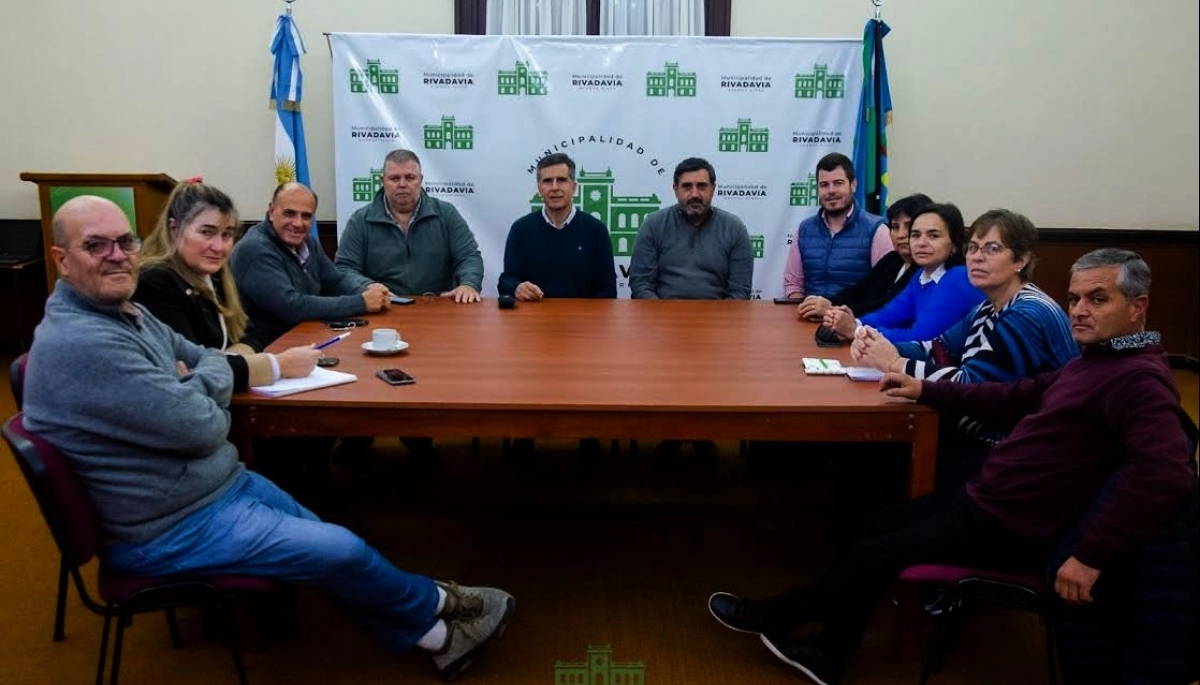 Juanci Martínez anunció un aumento del 20% para empleados municipales de Rivadavia