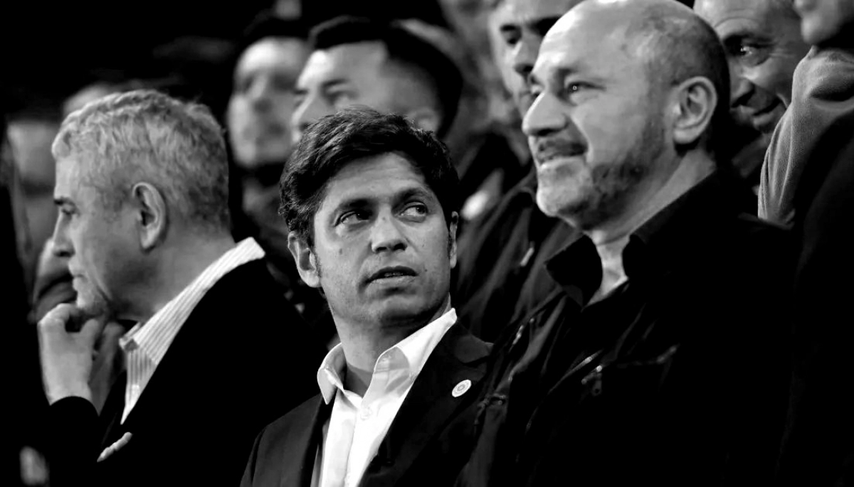 En el ojo de la tormenta: Kicillof juntó a su tropa para calmar las aguas en el peronismo