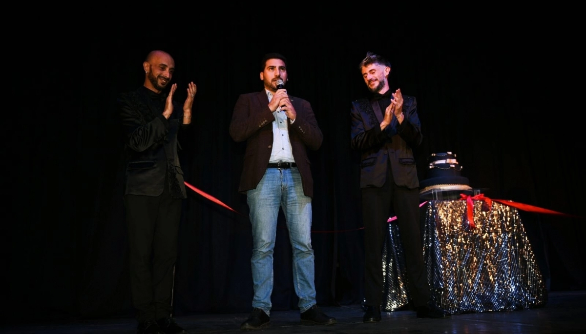Egüen estuvo presente en el Teatro San Martín: “Esto jerarquiza a nuestra ciudad”
