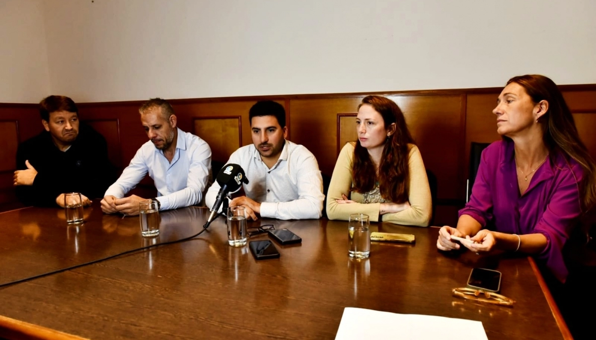 Egüen lanzó beneficios para empleados municipales: descuentos en alimentos e indumentaria