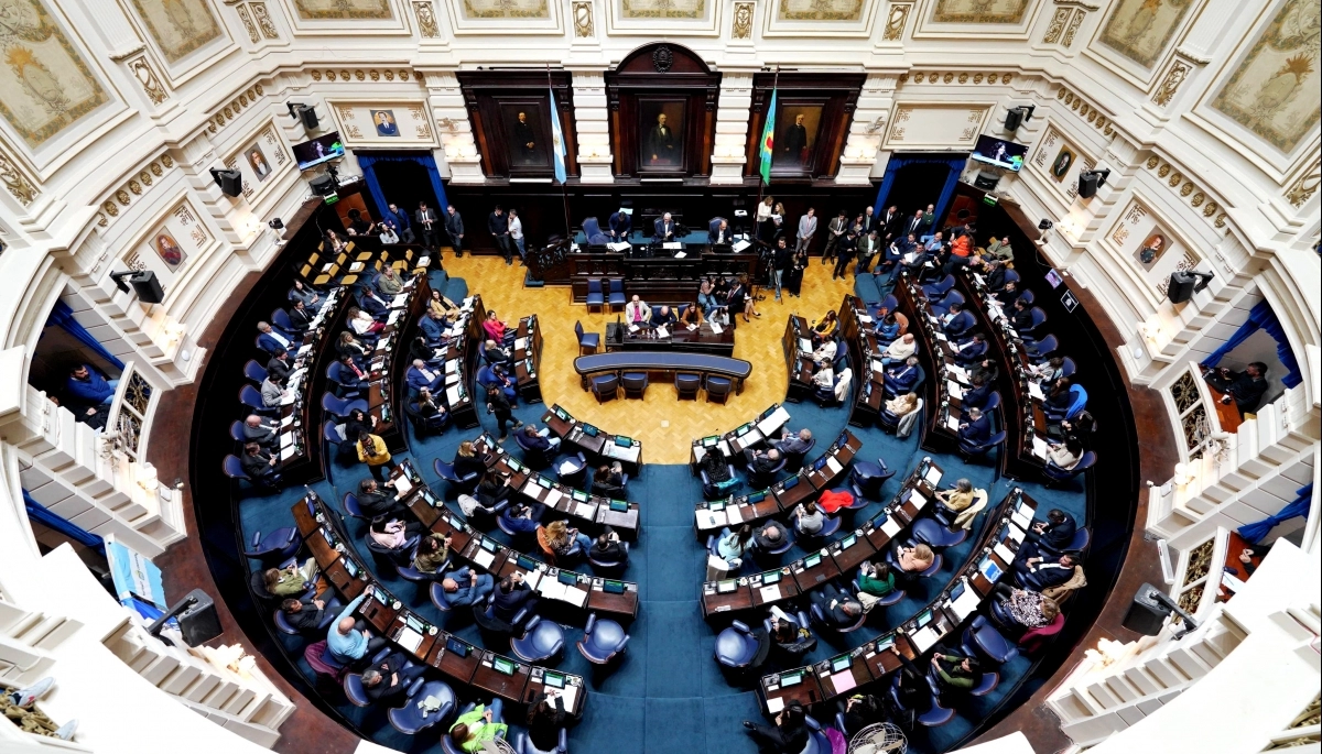 Con el apoyo de los “dialoguistas”, se sancionó el proyecto de indemnización laboral en Diputados