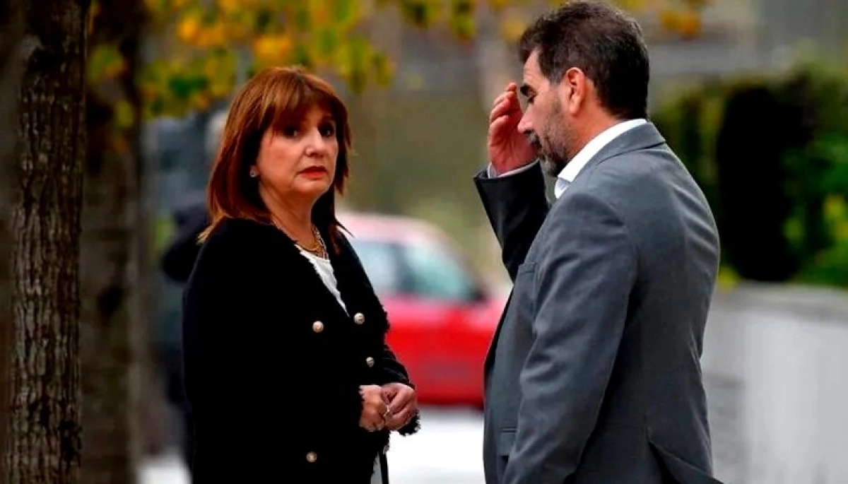Bullrich tildó de “golpe de estado” la situación del PRO bonaerense y Ritondo la mandó a estudiar