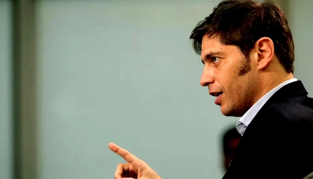 Kicillof baja tensiones en distritos massistas: cumbre con intendente y promesas de no intervención