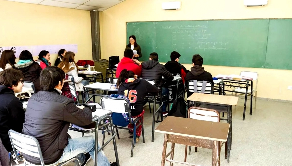 Entre críticas y decepciones: cómo tomaron los legisladores PRO la reforma en los colegios secundarios