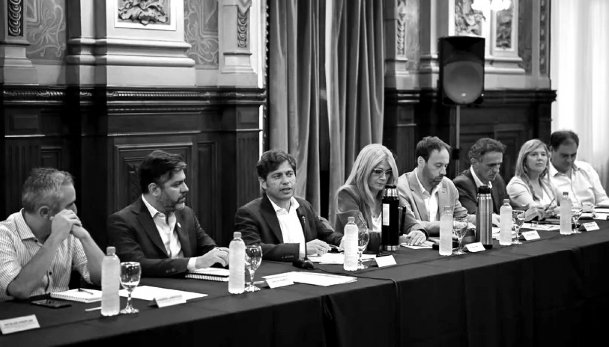 Con la recaudación en rojo, Kicillof reunió a su Gabinete y pidió creatividad para enfrentar el ajuste