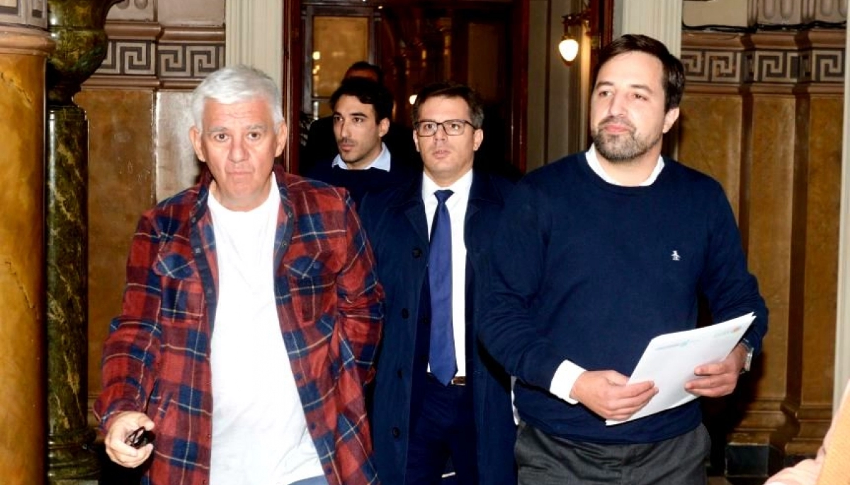 Kreplak fustigó los “vouchers” de San Nicolás y dijo que es “la forma más vieja” para financiar la salud