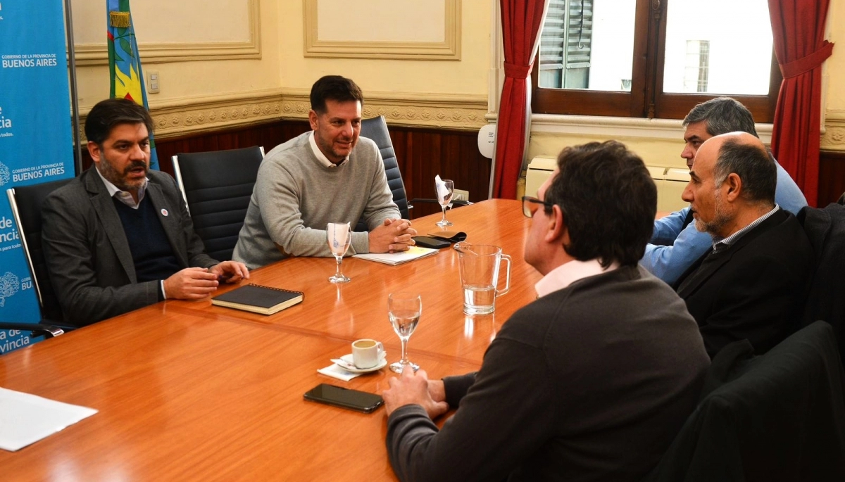 Después de fuertes reclamos, Bianco y Atanasof sellaron un acuerdo con agencieros