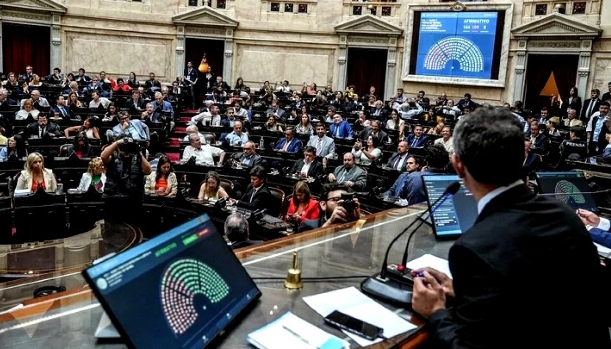 Entre críticas y vaticinios: así reaccionaron los ministros bonaerenses a la sanción de la Ley Bases