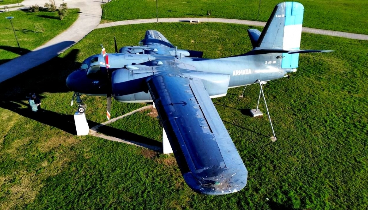 Navarro: se pidió que el Centro de Veteranos local sea utilizado para la formación de técnicos aeronáuticos