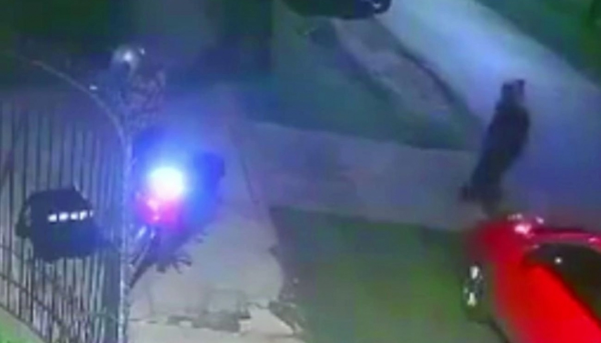 RobadoYa! Un osado ladrón se llevó la moto de un repartidor cuando estaba de espaldas