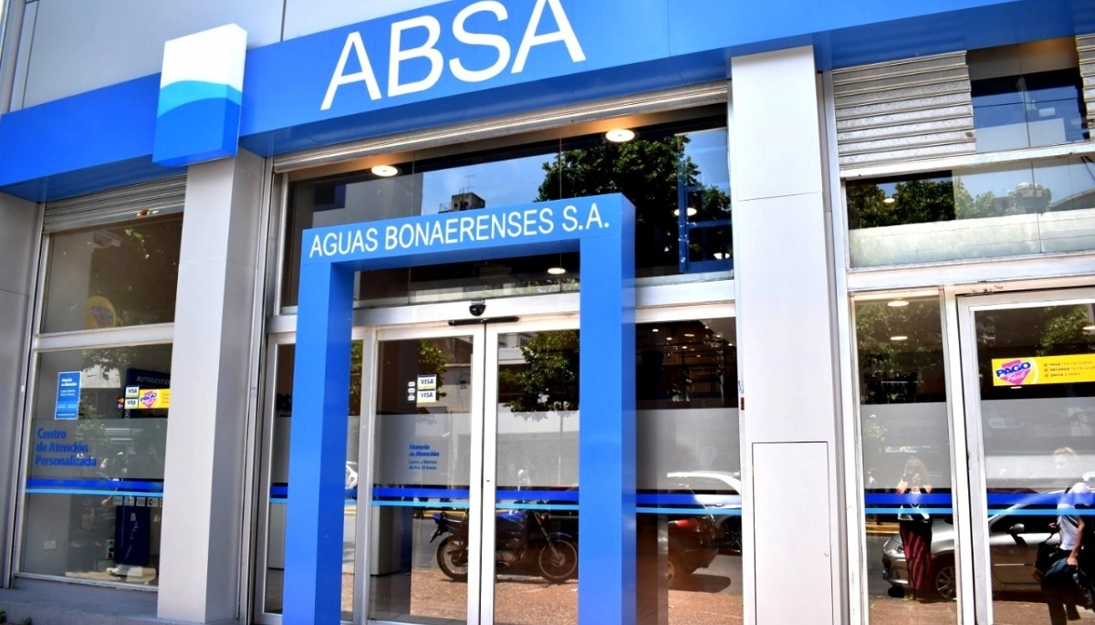 Por decreto, Kicillof dispuso una nueva suma millonaria para garantizar la labor de Absa
