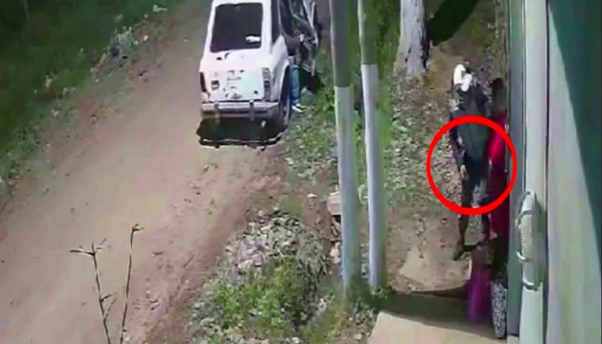 Locura total en Merlo: al menos tres delincuentes roban en la madrugada "a punta de machete"