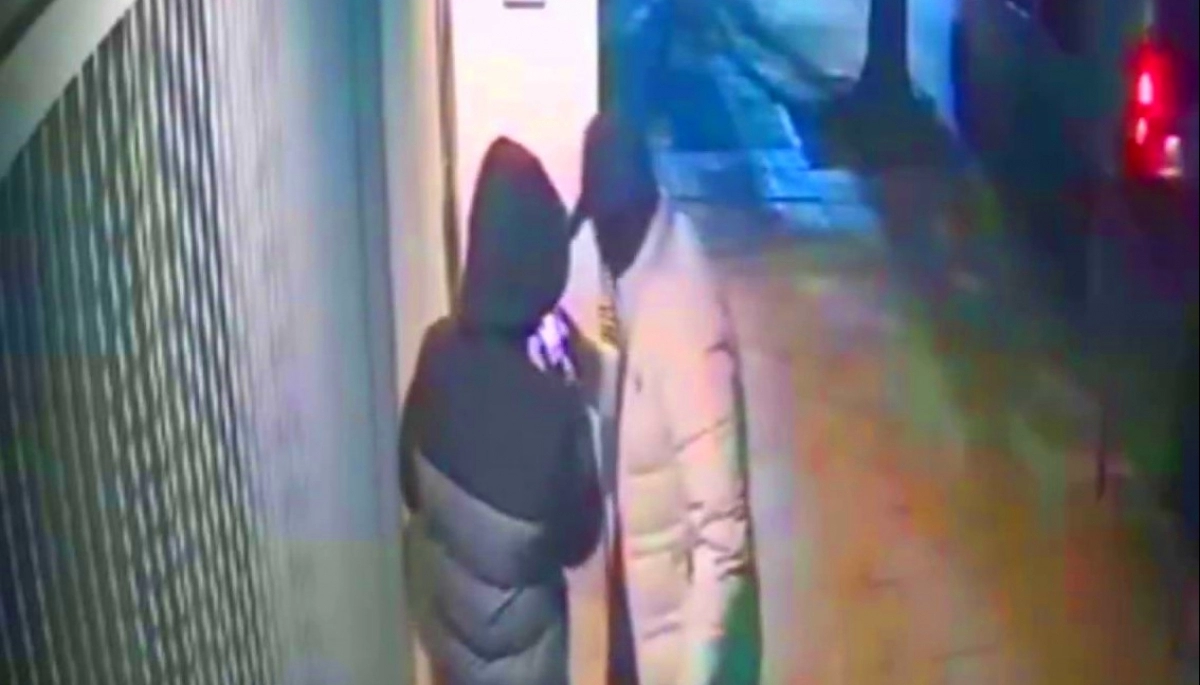 Más inseguridad en Tres de Febrero: le robó el celular pero antes de escapar lo obligó a que lo desbloquee