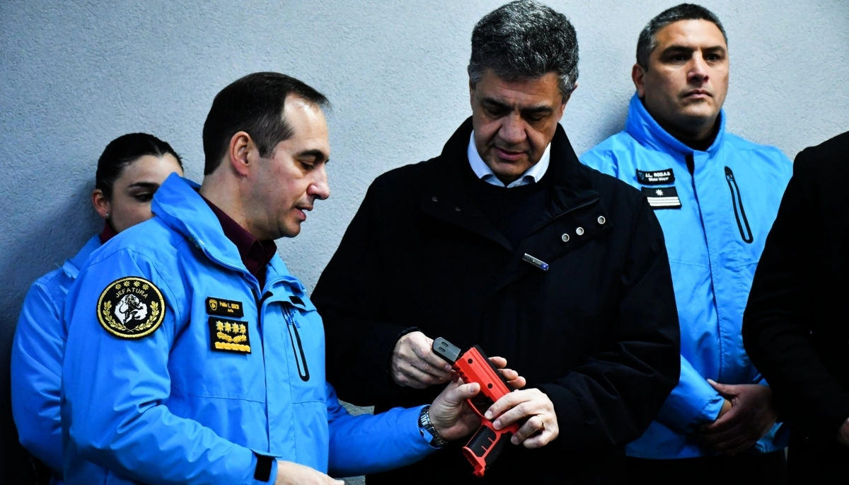 Jorge Macri sumó nuevas armas de letalidad reducida a la policía de CABA