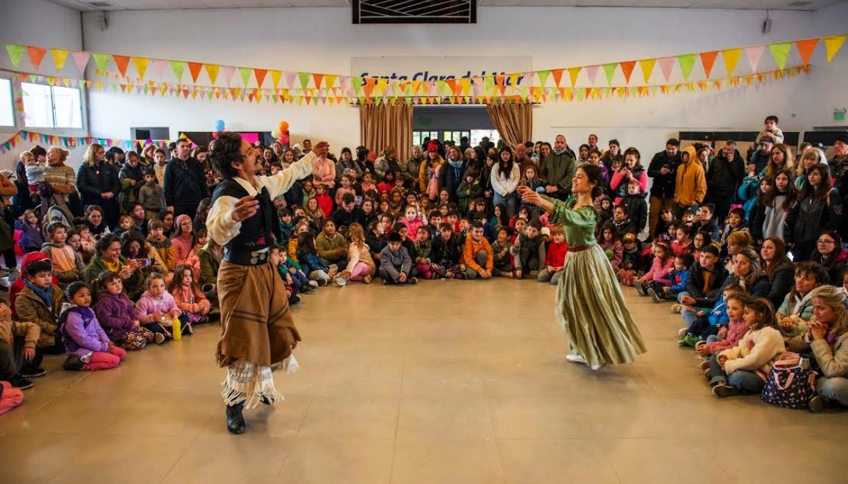 Mar Chiquita se pone al hombro las vacaciones de invierno y anuncia shows en el Circo Criollo