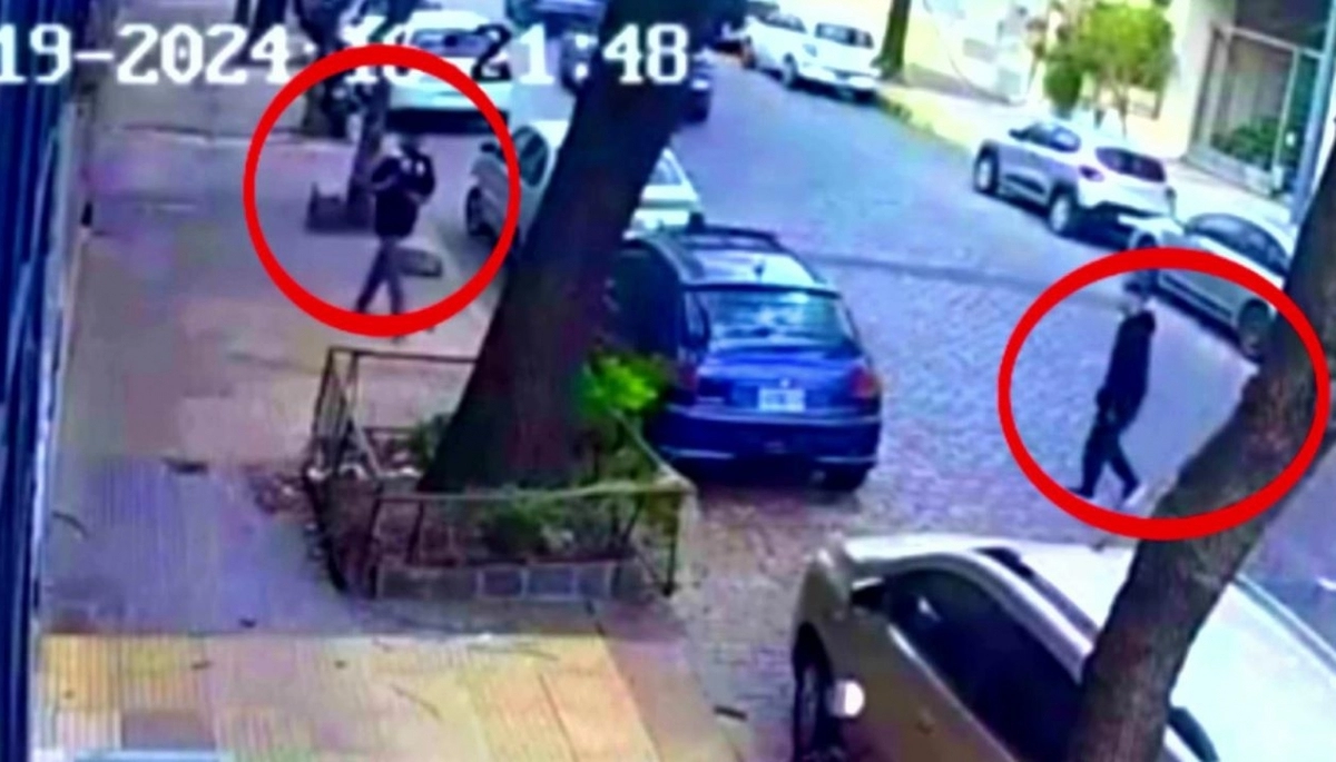 Salvaje robo en CABA: la golpearon en el piso y se llevaron el auto con una pequeña mascota
