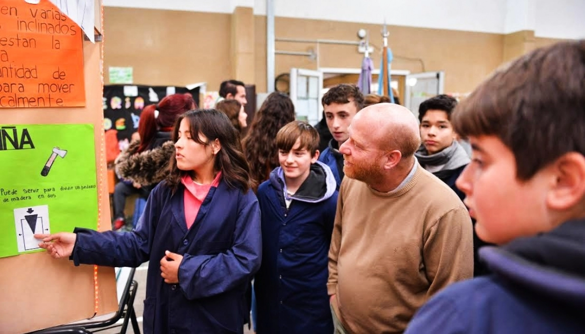 Mar Chiquita celebró una nueva edición de la Feria de Educación, Arte, Ciencia y Tecnología