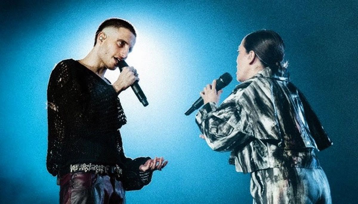 Junto a Natalia Lafourcade, Wos estrenó el video de “La Niebla” en vivo desde Racing