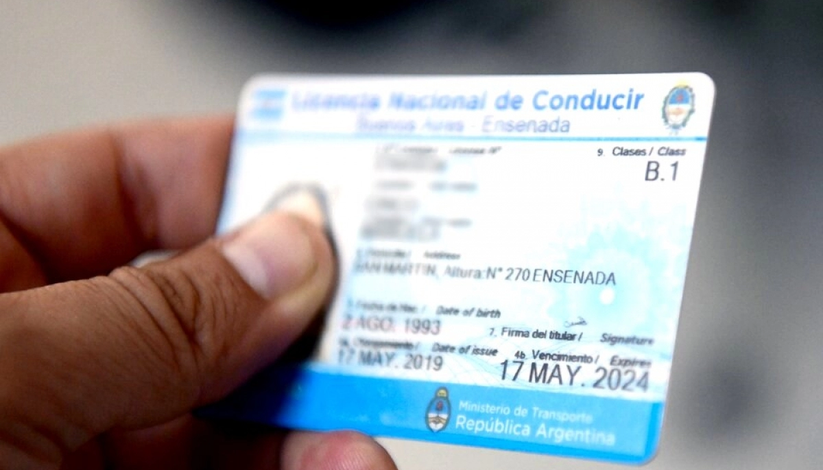 Por falta de plásticos, Provincia extendió el uso del certificado de trámite aprobado para manejar