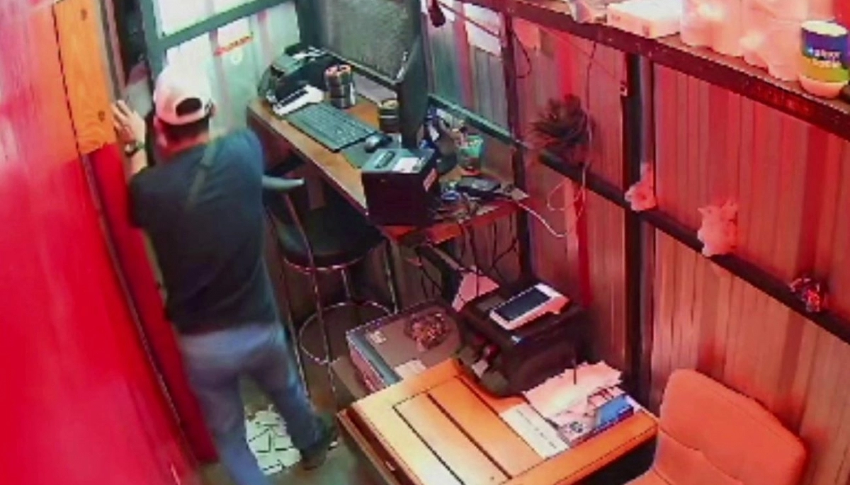 Una banda robó el comercio y la casa de una familia donde golpearon a mujer embarazada y a un bebé