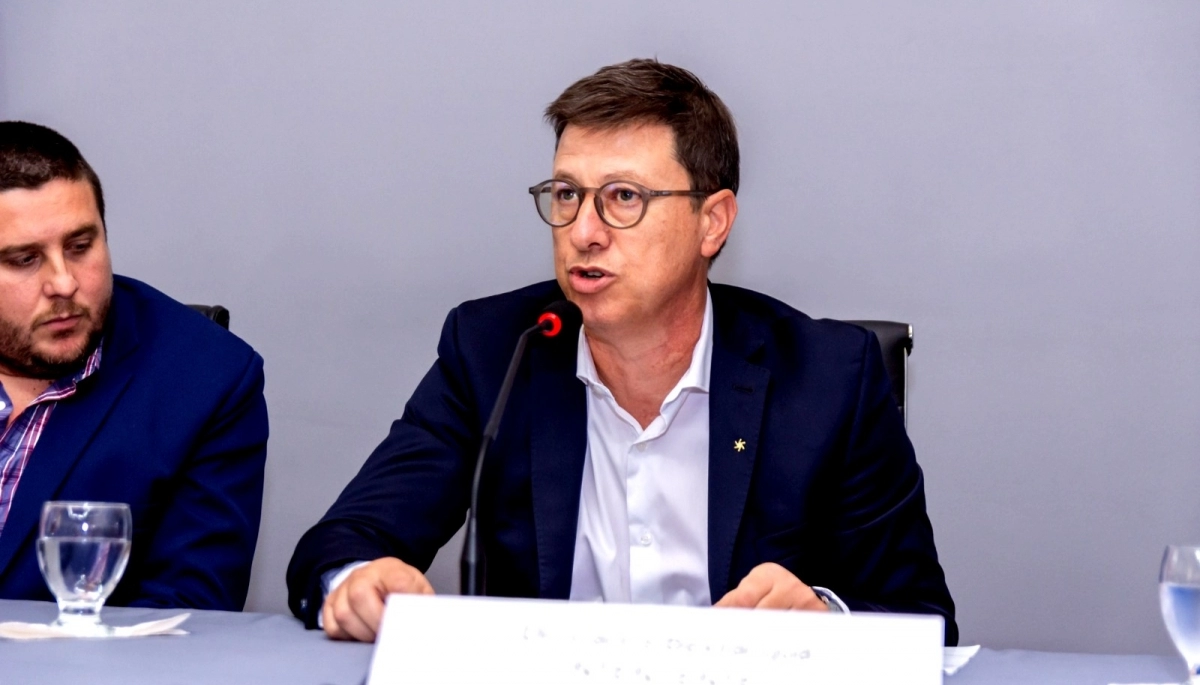 Intendente massista se despega del oficialismo y apoyó la aplicación de la Boleta Única de Papel