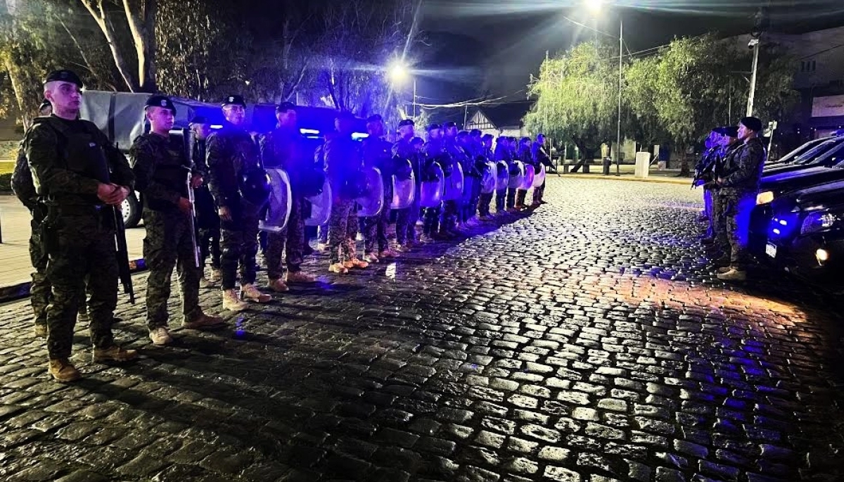 Almirante Brown llevó a cabo un megaoperativo policial en Calzada, Mármol y Adrogué