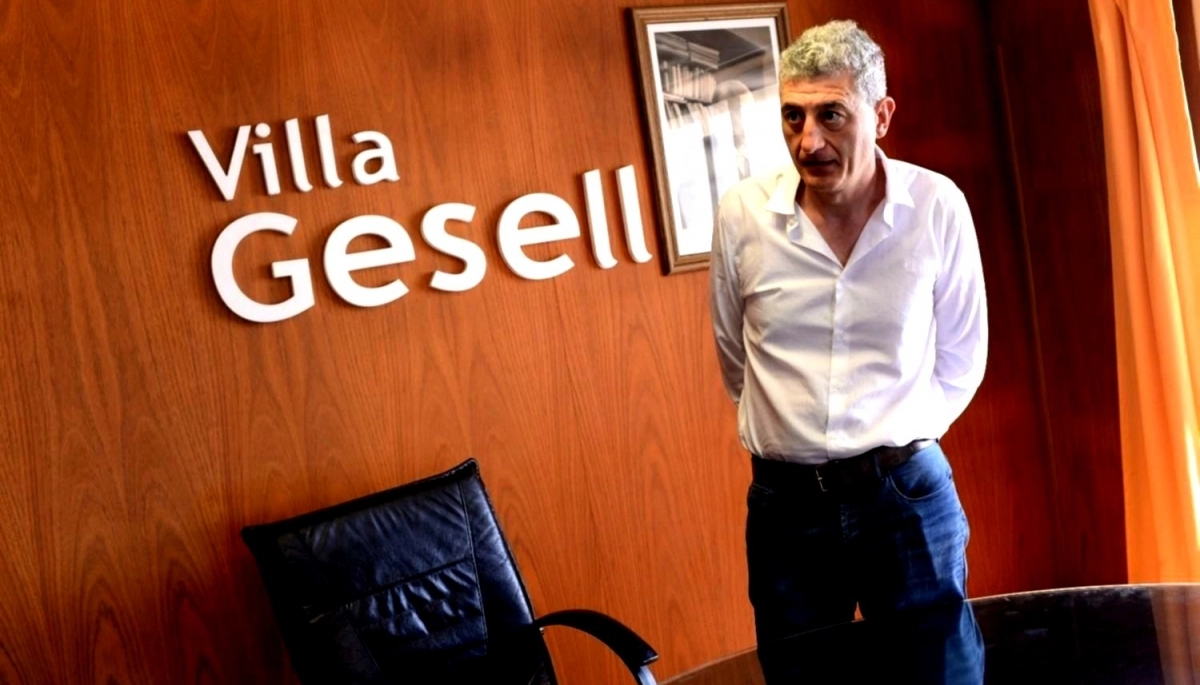 Denuncian al intendente de Villa Gesell por presunto “lavado” y “evasión”: cuál fue su respuesta