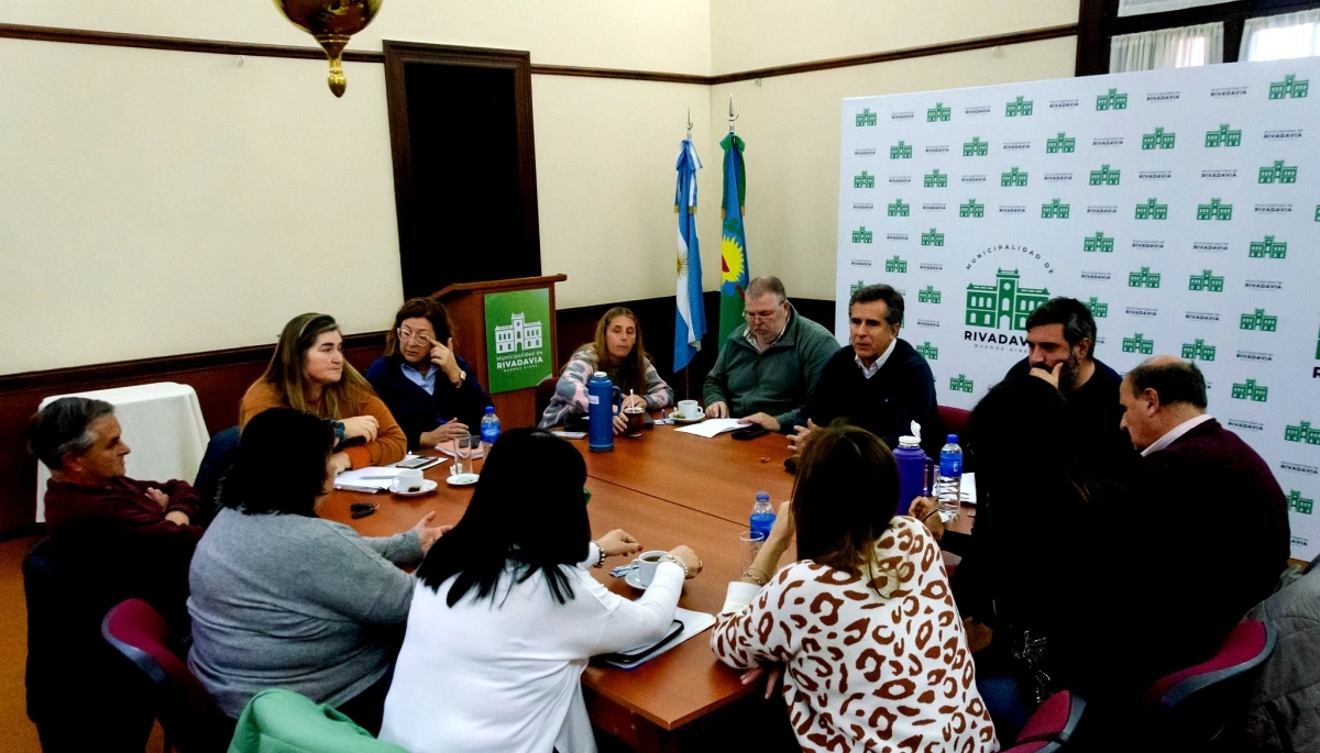 Martínez pactó nueva suba a empleados del Municipio de Rivadavia que superó la inflación