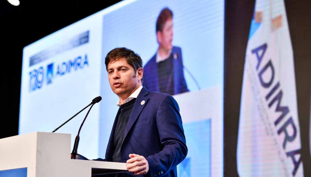 En un Congreso con industriales, Kicillof dijo que el plan de Milei “fracasó” en el pasado
