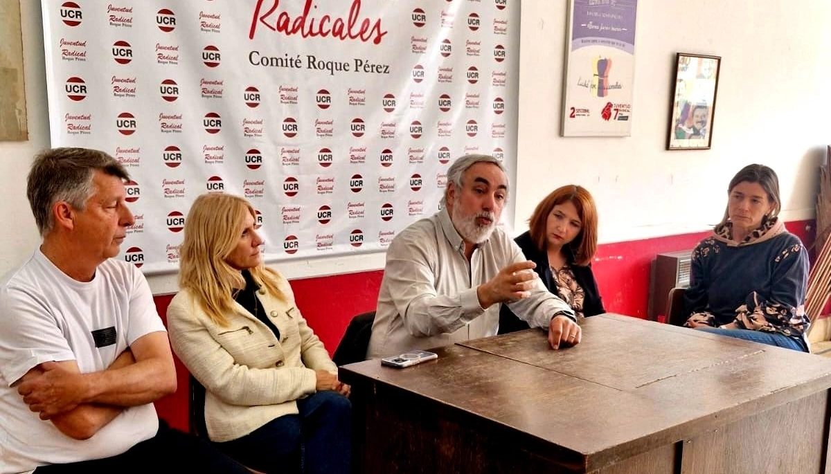De campaña por la Séptima, Miguel Fernández lamentó que no haya unidad en la UCR bonaerense