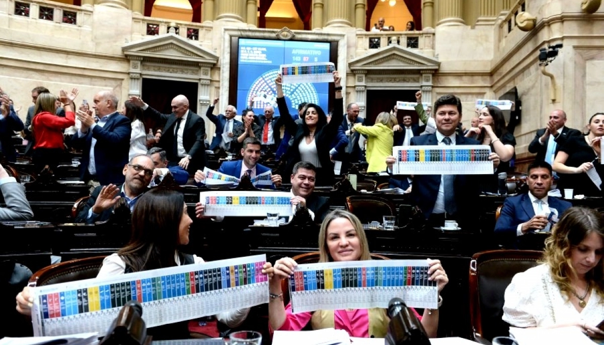 La oposición bonaerense presiona a Kicillof luego de la sanción de la Boleta Única de Papel en el Congreso