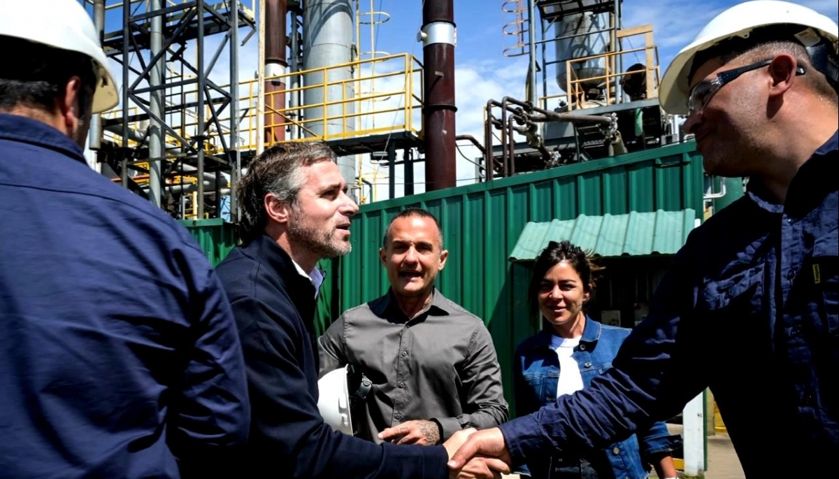 Achával visitó el Parque Industrial de Pilar y destacó la necesidad de construir una “industria nacional fuerte”