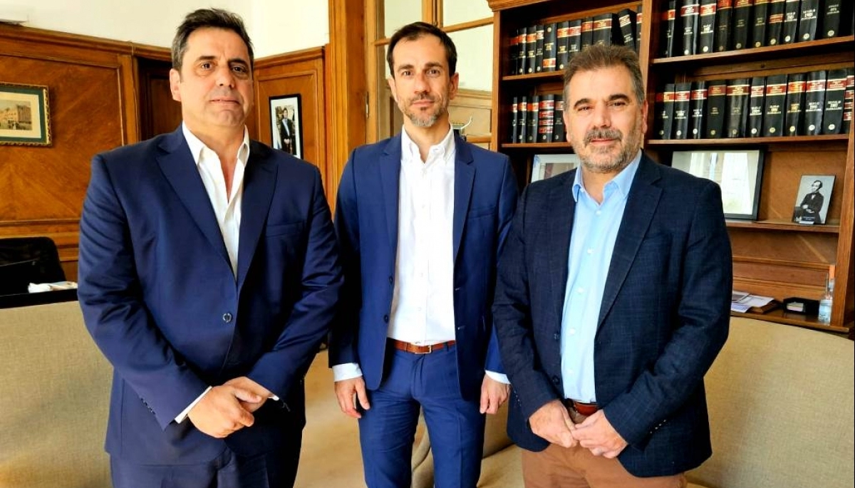 Con la obra pública en la mira, intendente PRO aceita sus relaciones con los libertarios