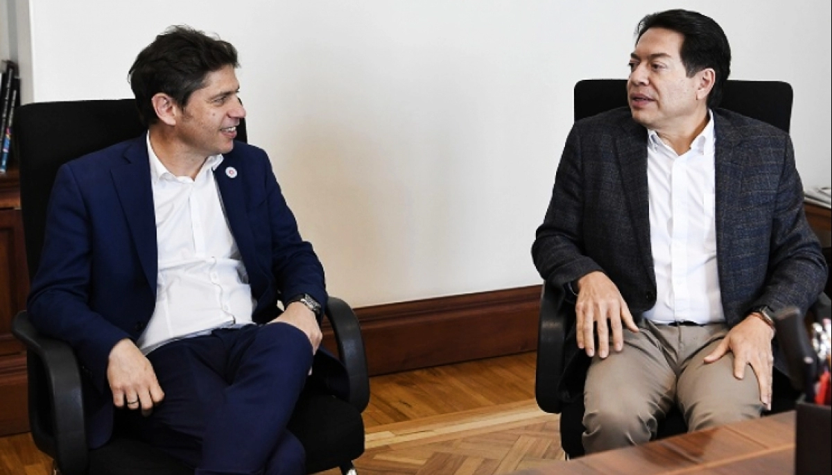 En el final de su gira por México, Kicillof se reunió con funcionarios de la presidenta Sheinbaum