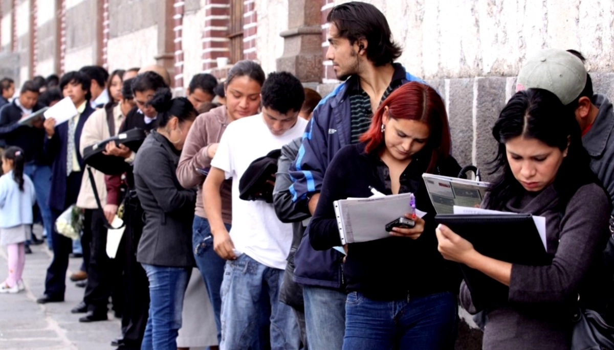 Exigen a Kicillof que reglamente “urgente” la Ley de Empleo Joven sancionada hace más de 1 año