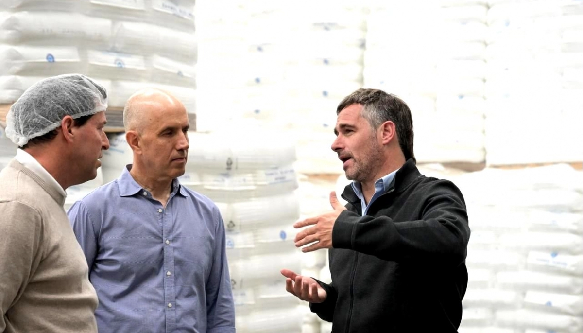 Compromiso municipal: Achával recorrió una nueva fábrica en el Parque Industrial de Pilar