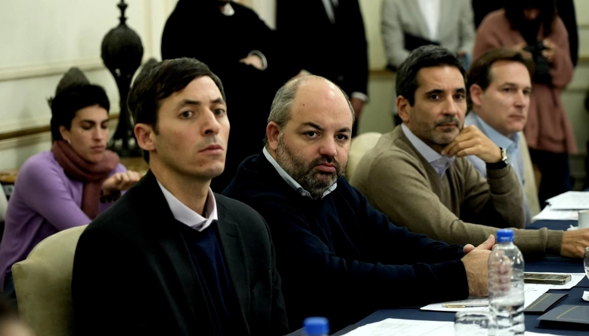 A 7 días de los comicios, Garciarena y Bordaisco dijeron que la oposición busca “quebrar” a la UCR bonaerense