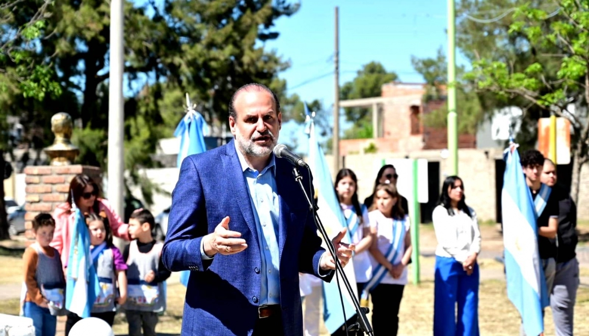 Con la presencia de Susbielles, Bella Vista celebró sus 130 años de historia en una plaza colmada de vecinos