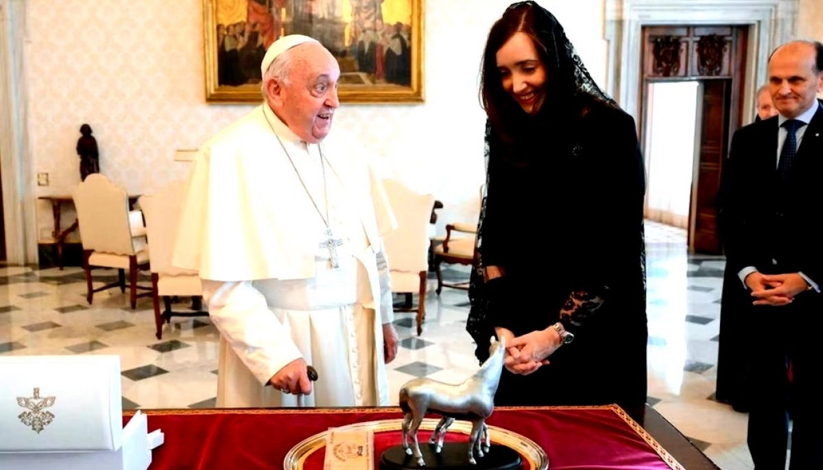 Villarruel pausó la interna con Milei para reunirse con el Papa Francisco en el Vaticano