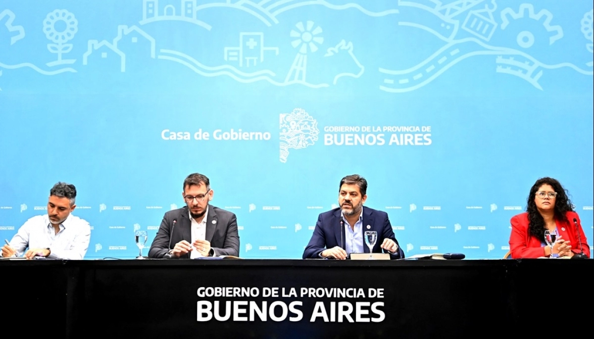 Críticas para el PRO, respuesta a Julián Álvarez y obra pública: las claves de la conferencia de Bianco