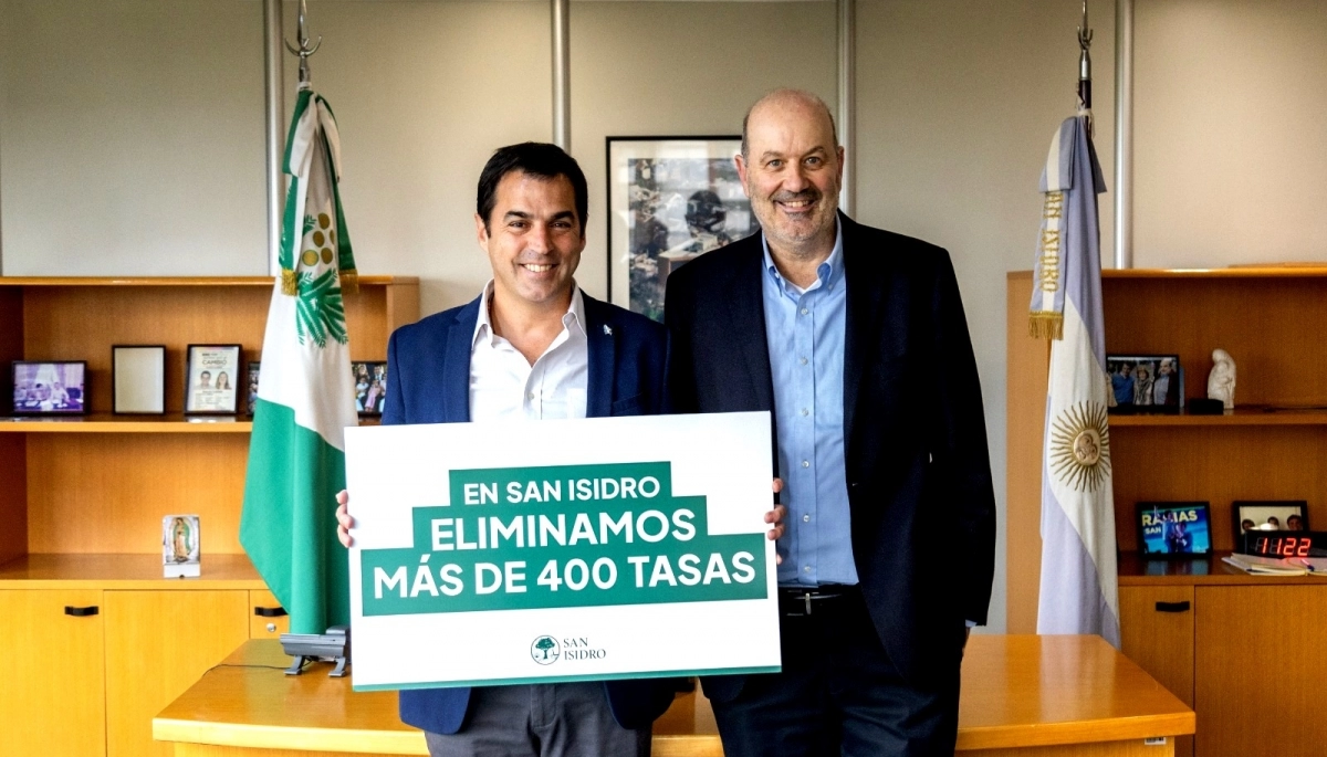 Junto a Sturzenneger, Lanús anunció que eliminará 400 tasas municipales en San Isidro