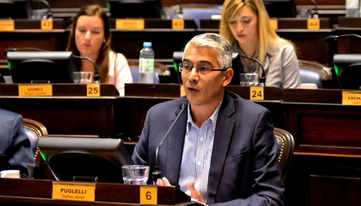 Puglelli elogió el Presupuesto 2025 y resaltó su proyecto para declarar el “Día de la Mujer Policía”