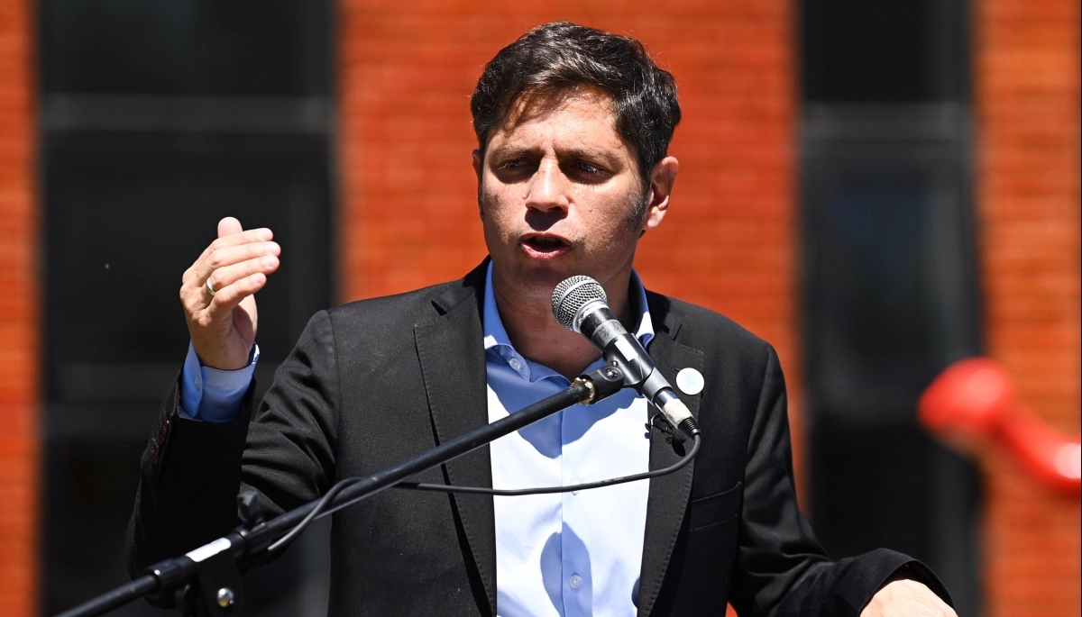 En su visita a Colón, Kicillof volvió a reclamarle a Milei por los fondos que debe a la Provincia