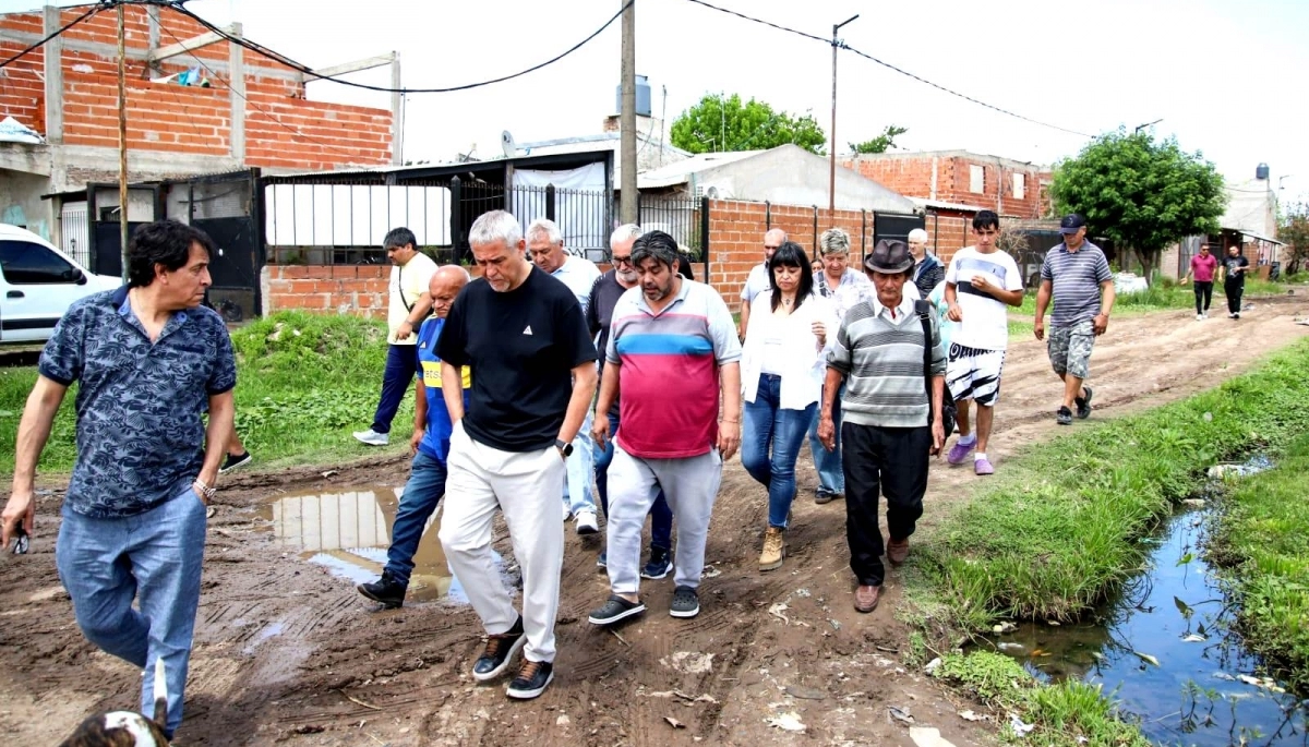 Con la interna de fondo, Ferraresi volvió a visitar Quilmes para desafiar a Mayra Mendoza