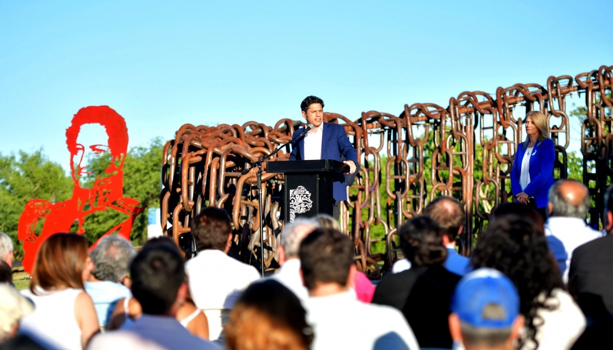 Con dardos para Milei, Kicillof volvió a reunir a su tropa para recordar el Día de la Soberanía