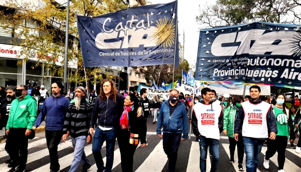 Las dos CTA buscan músculo en intendentes del Conurbano: preparan movilización contra Milei