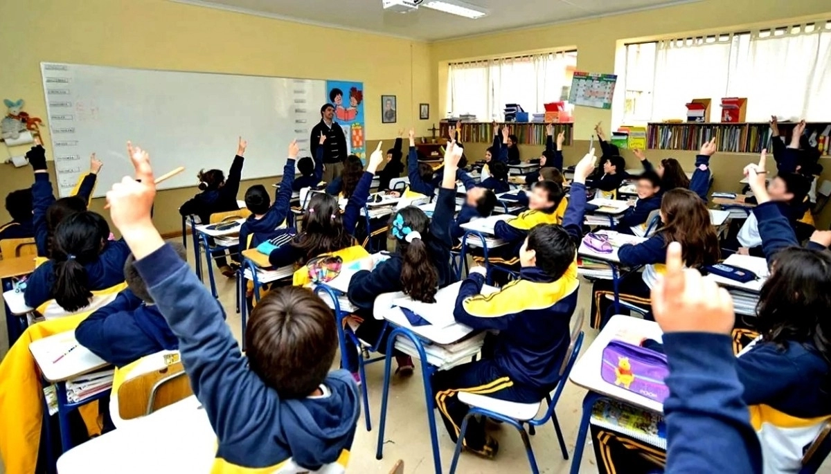 No hay bolsillo que aguante: colegios privados cierran el 2024 con otro aumento en sus cuotas